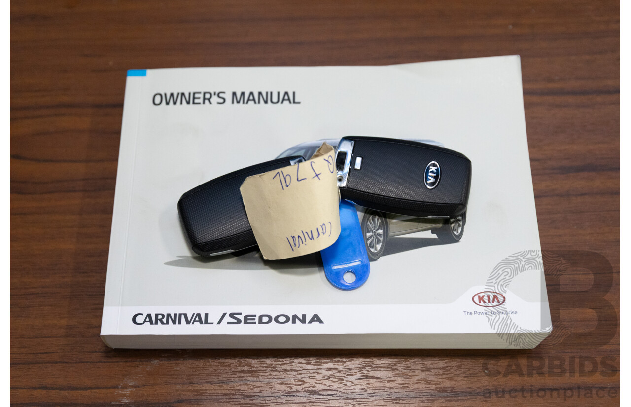 08/2017 Kia Carnival SLi (FWD) YP MY18 4d Wagon Snow White Pearl V6 3.3L