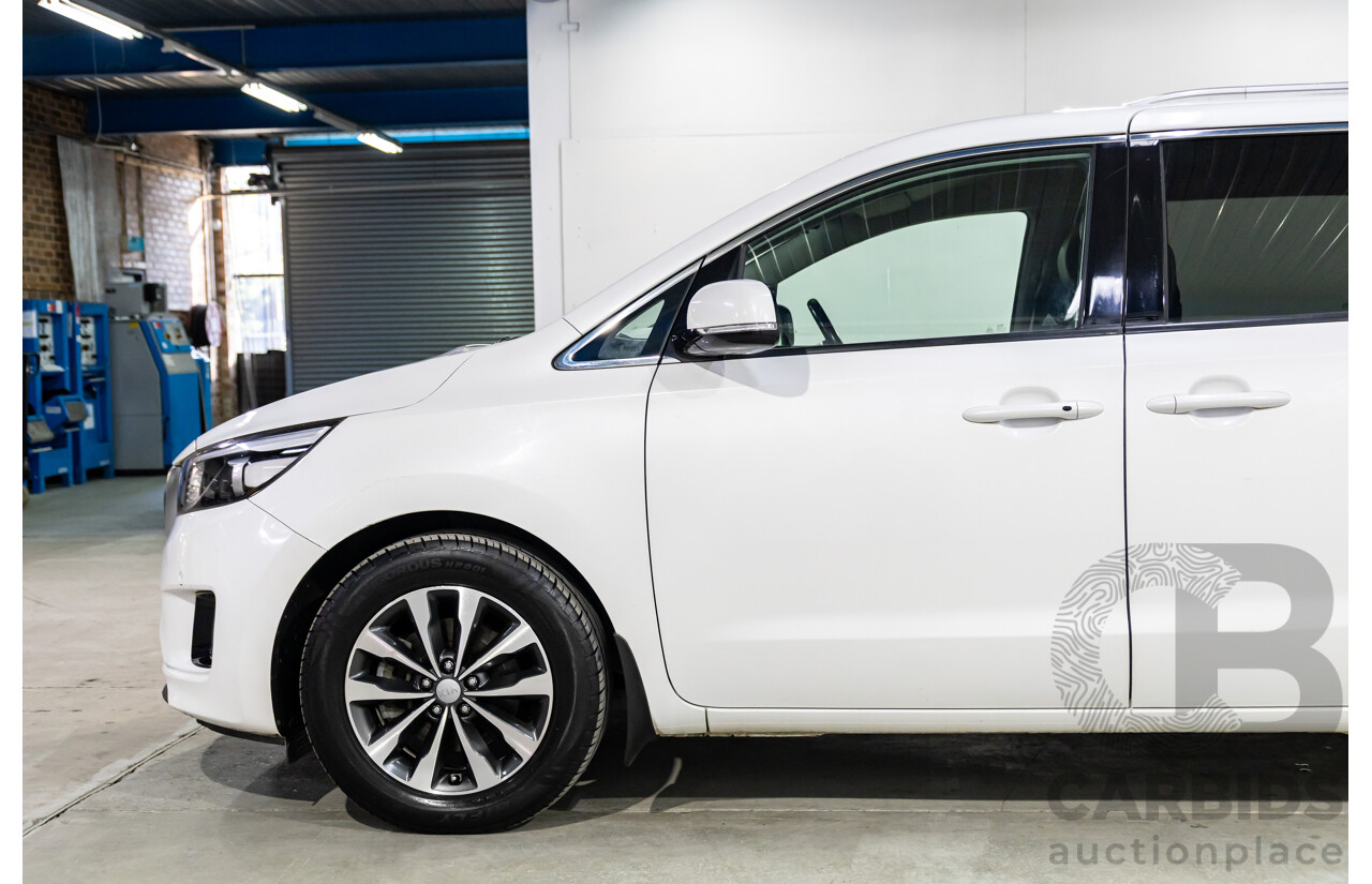 08/2017 Kia Carnival SLi (FWD) YP MY18 4d Wagon Snow White Pearl V6 3.3L