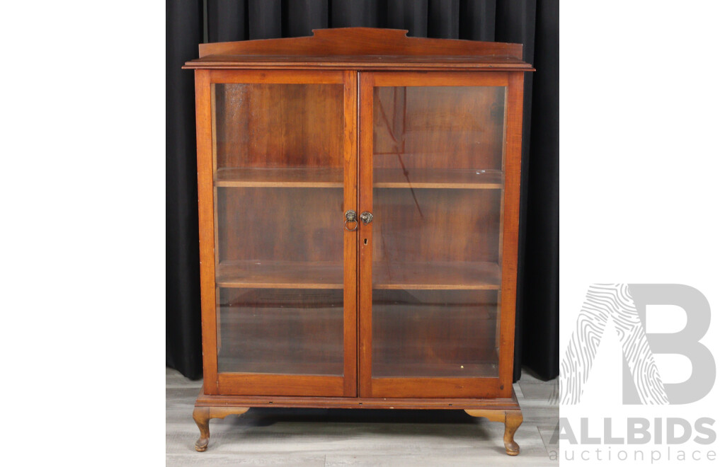 Late Edwardian Mahogany Display Case