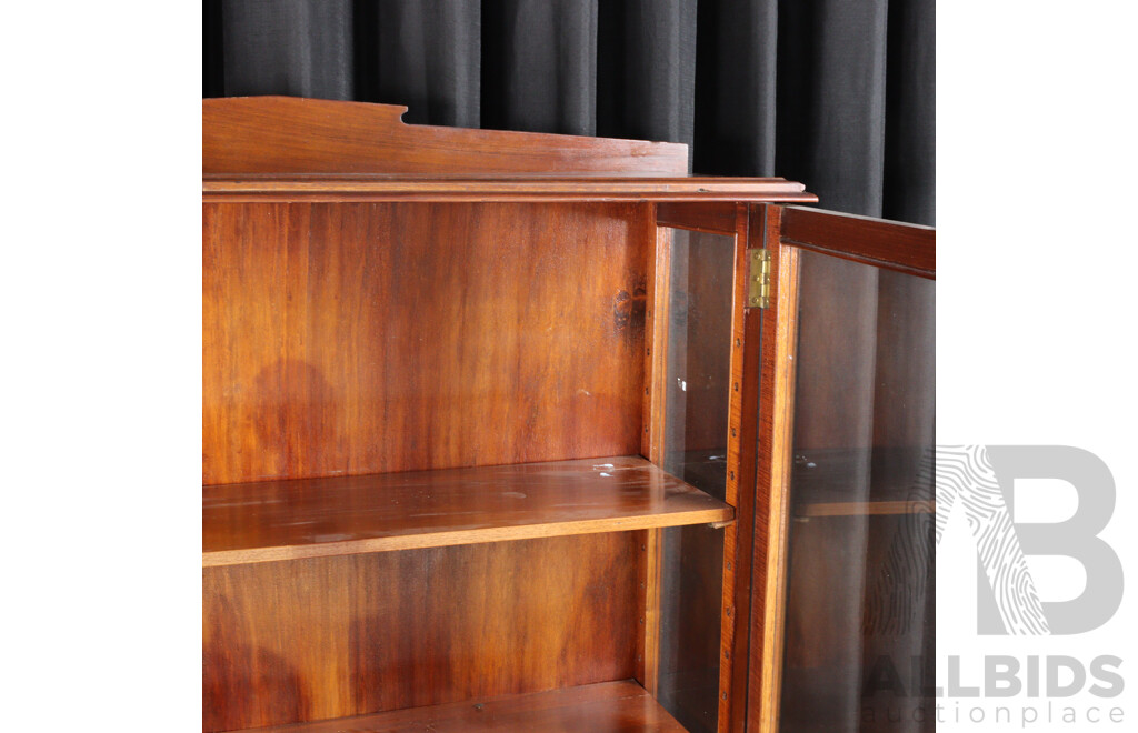 Late Edwardian Mahogany Display Case