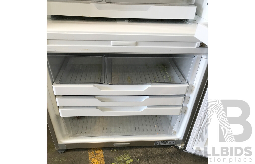 Fisher & Paykel 519L Refrigerator
