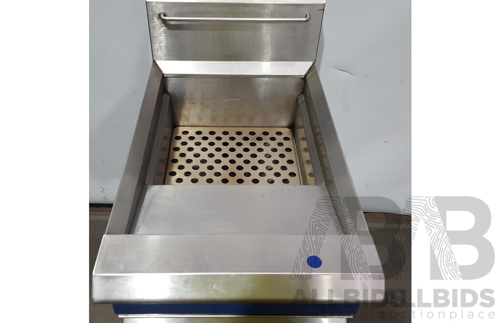 Moffat Blue Seal (GT45) 450mm Single Pan Natural Gas 20L Deep Fryer