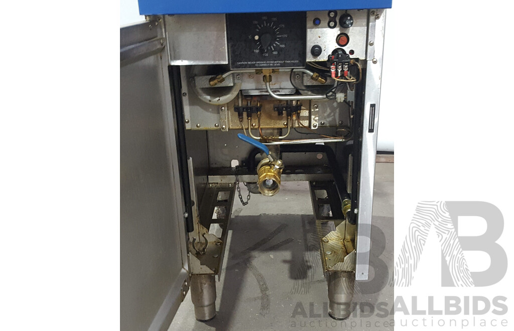 Moffat Blue Seal (GT45) 450mm Single Pan Natural Gas 20L Deep Fryer
