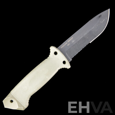 Sheath Knife with Leg Strap by Gerber Legendary Blades, Portland USA, with Sharpener in Interior of Sheath