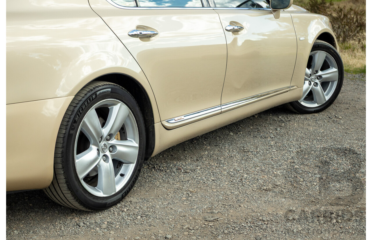 02/2008 Lexus LS460 USF40R 4d Sedan Gold 4.6L V8