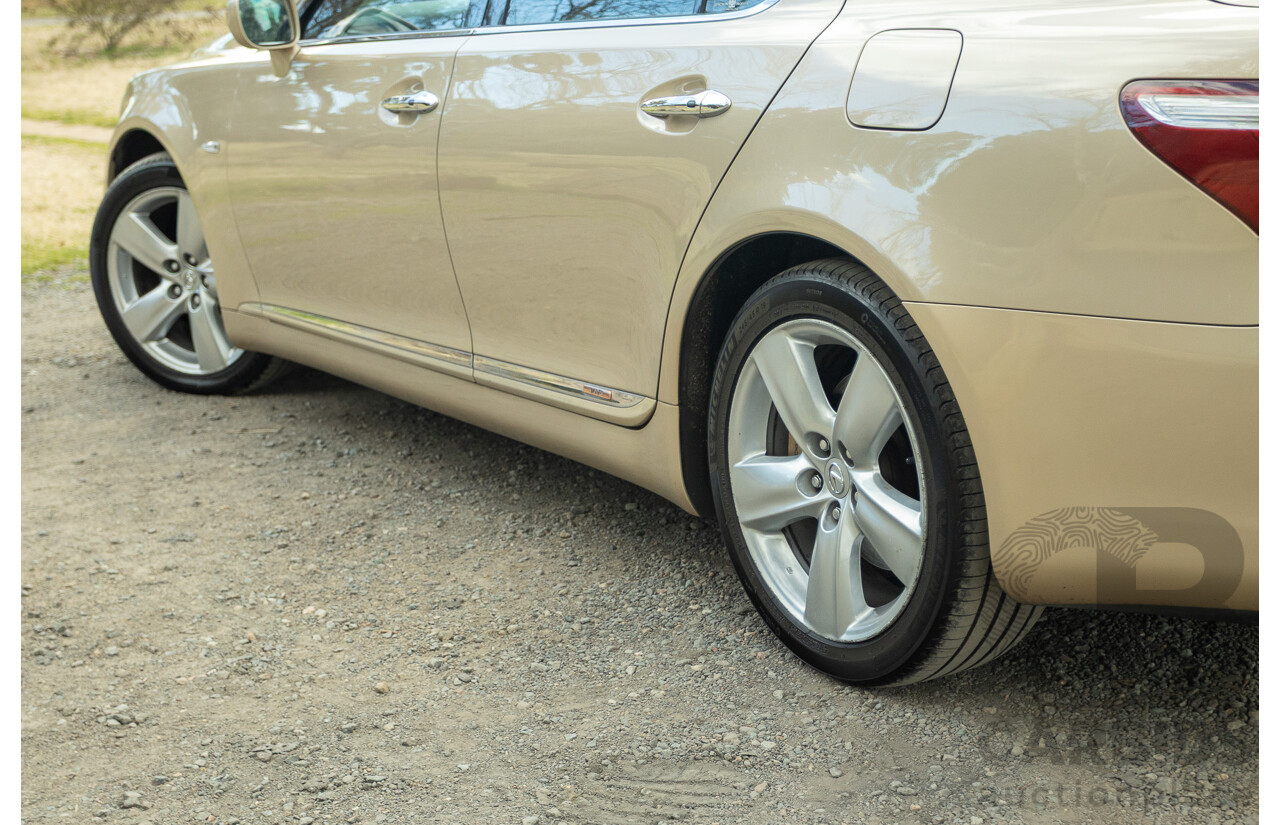 02/2008 Lexus LS460 USF40R 4d Sedan Gold 4.6L V8