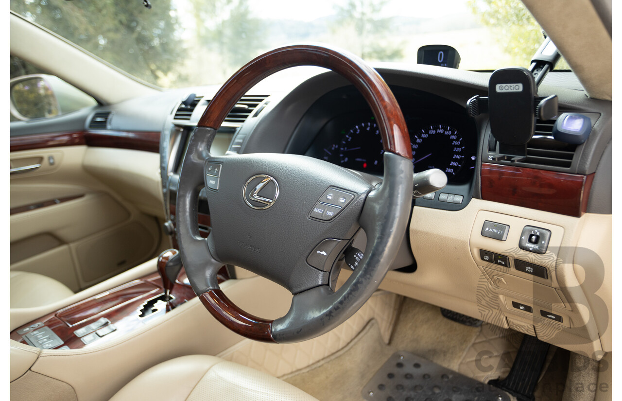 02/2008 Lexus LS460 USF40R 4d Sedan Gold 4.6L V8