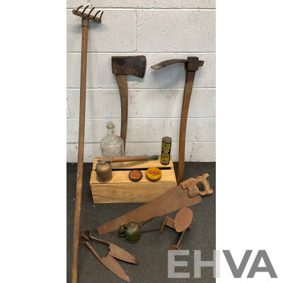 Assorted Vintage Tools - Decor, Including Cast Iron Shoe Anvil, Sprayer, Oil Can and More  - Lot of 12