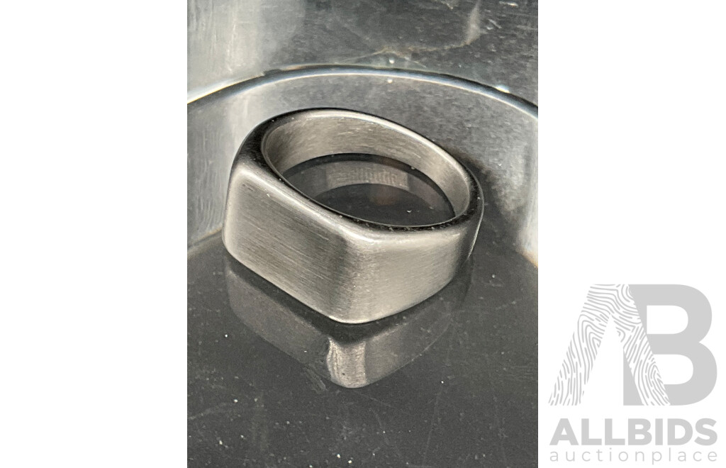 Assorted 925 Jewellery and Metal Ring with Loose Green Gemstone, Earring Frame & Back 