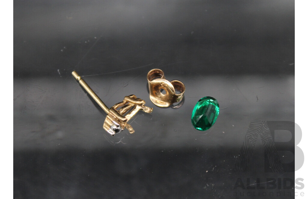 Assorted 925 Jewellery and Metal Ring with Loose Green Gemstone, Earring Frame & Back 