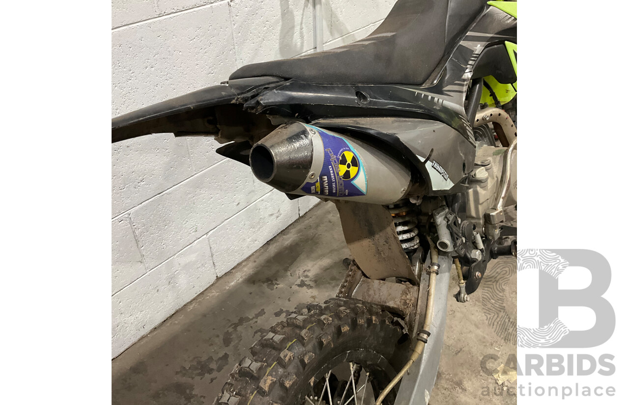 THUMPStar YX-R Dirt Bike