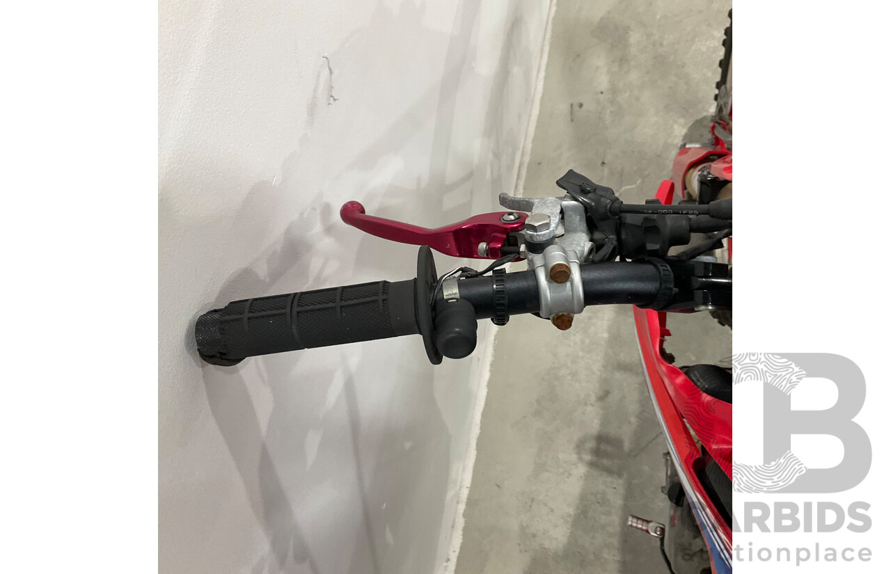 Honda CRF 150R Dirt Bike