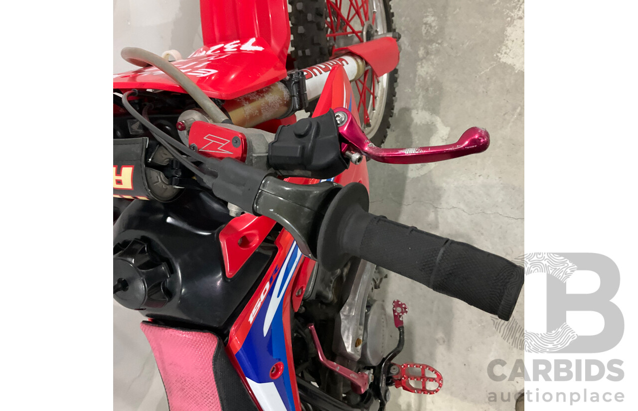 Honda CRF 150R Dirt Bike