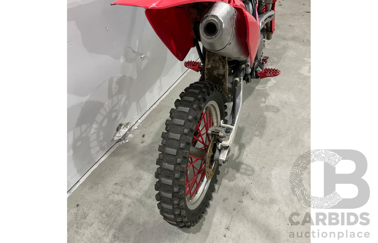 Honda CRF 150R Dirt Bike
