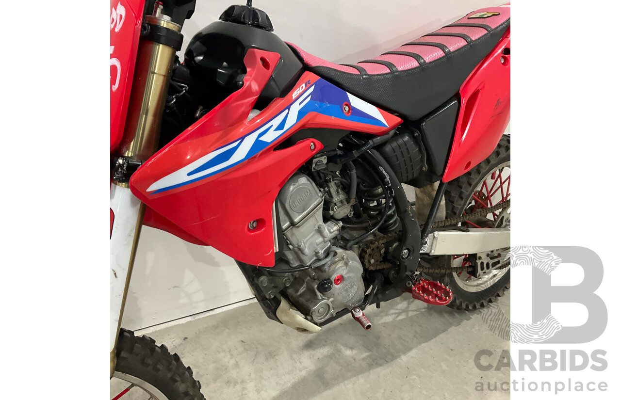 Honda CRF 150R Dirt Bike