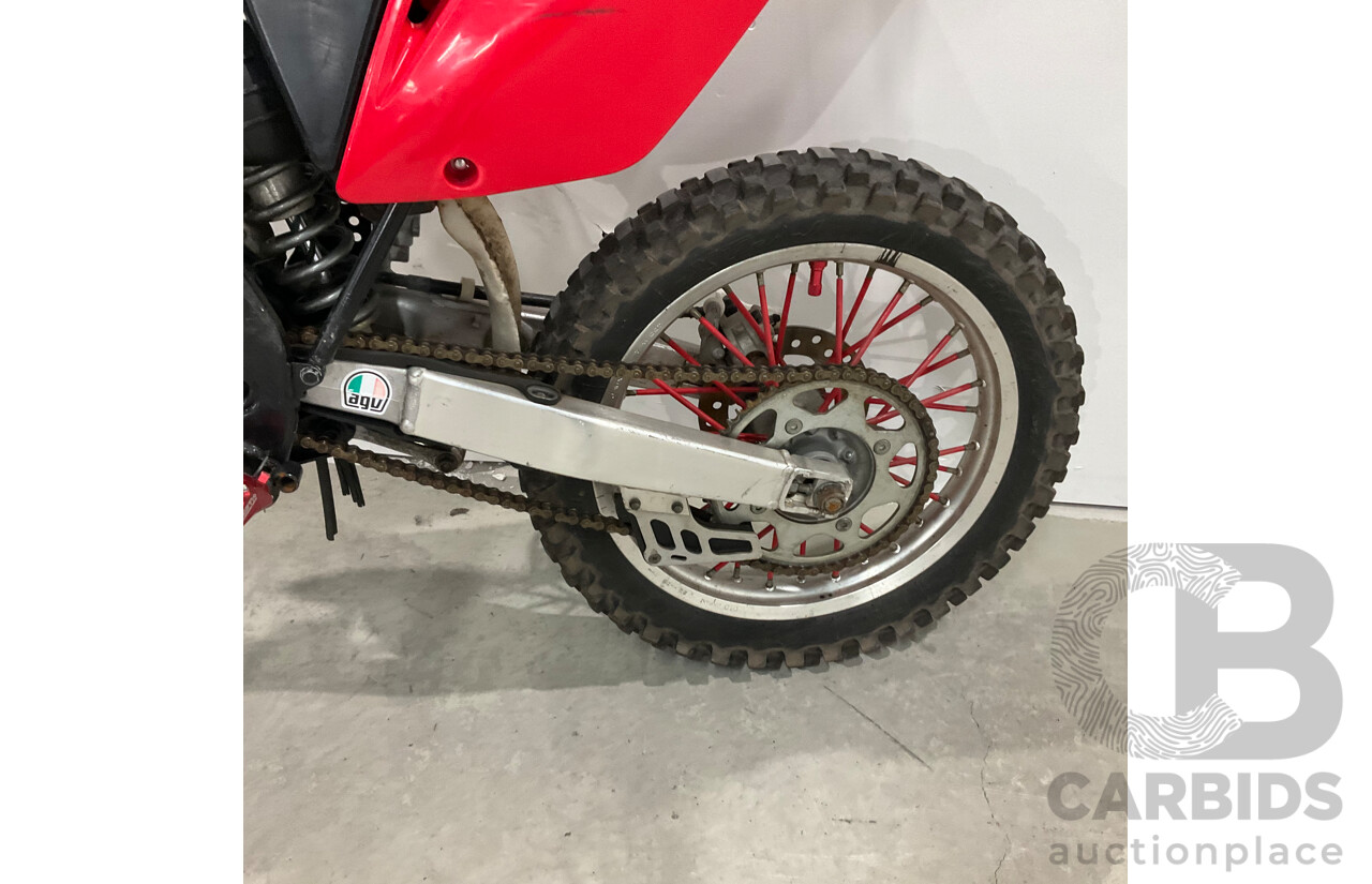 Honda CRF 150R Dirt Bike