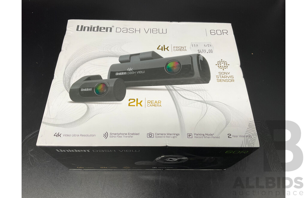 UNIDEN Dash Wiew 60R a 4K Ultra HD Dash Cam with a 2K Super HD