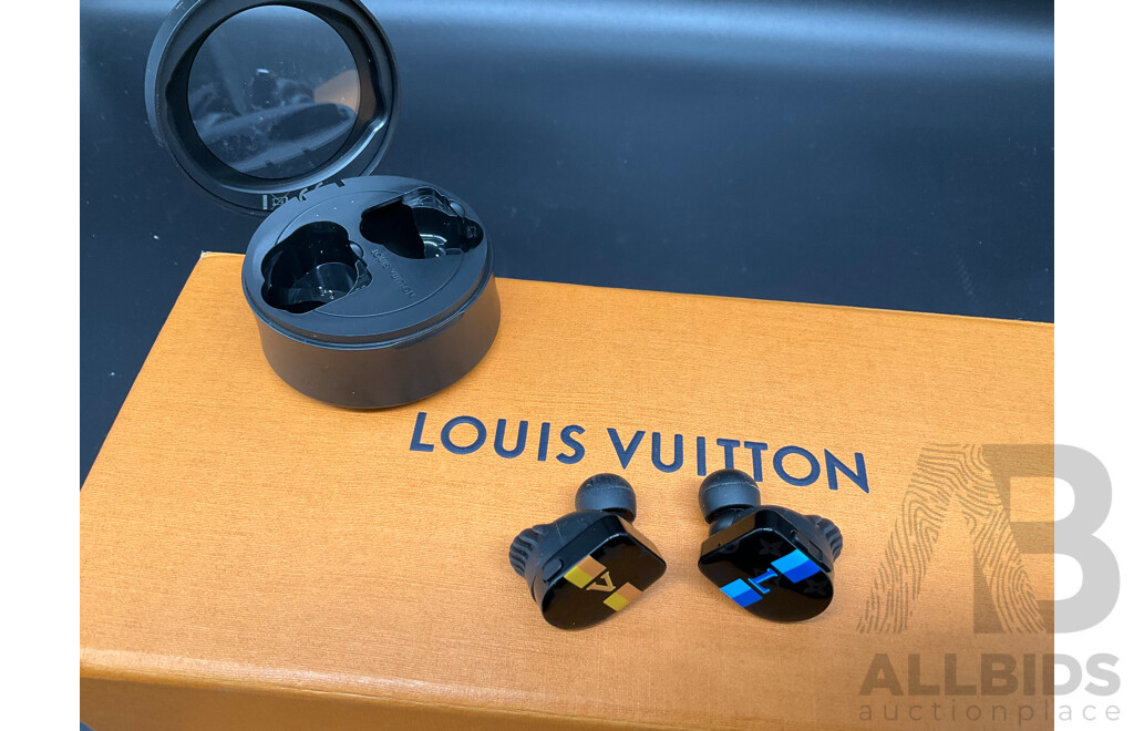 Horizon Wireless Earphones Branded Louis Vuitton