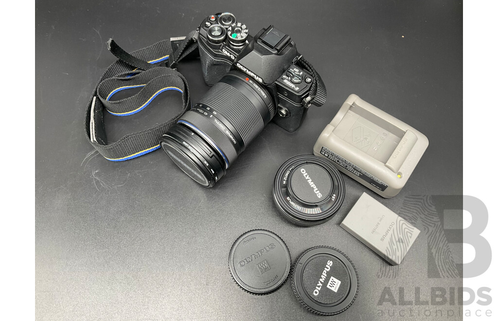 OLYMPUS OM-D E-M10 Mark III Camera and Accessories