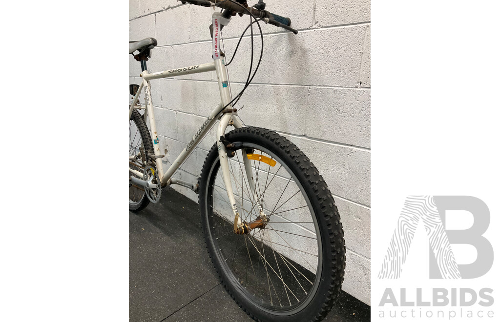 SHOGUN Trail Breaker Mountain Bike