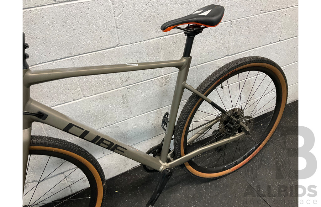 CUBE Nuroad EX Gravel Bike