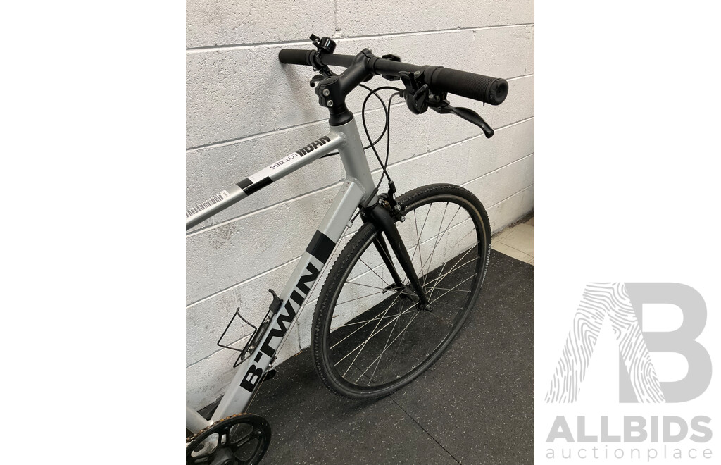 B'TWIN Triban Flat Bar Road Bike