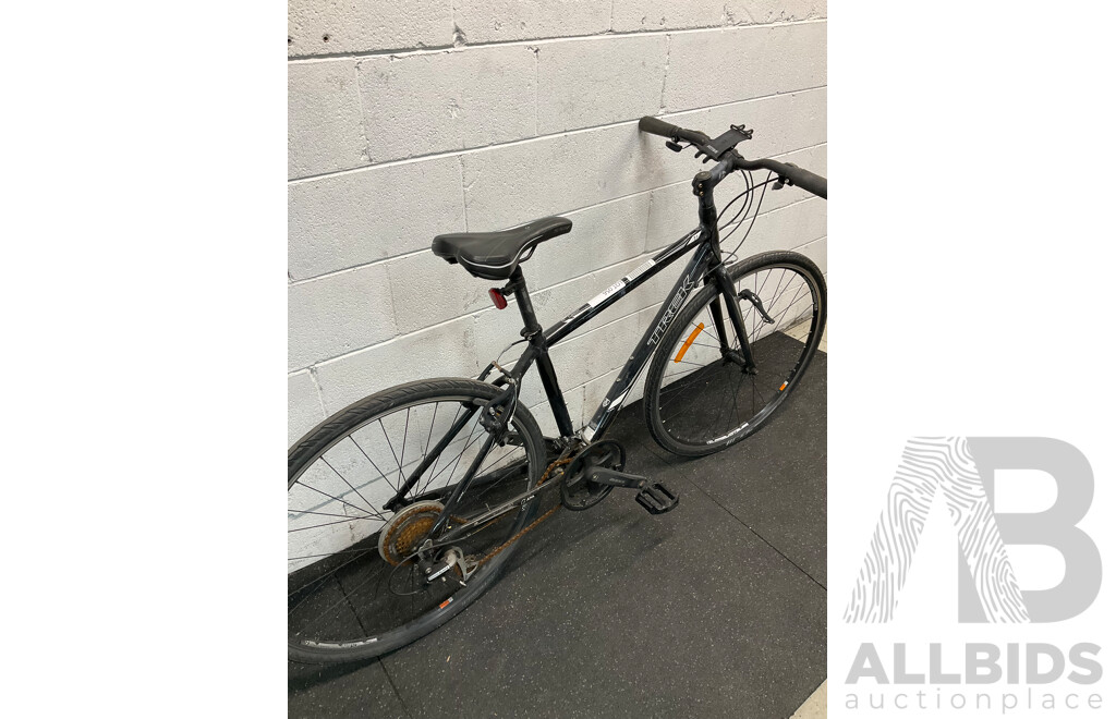 TREK Hybrid Bike