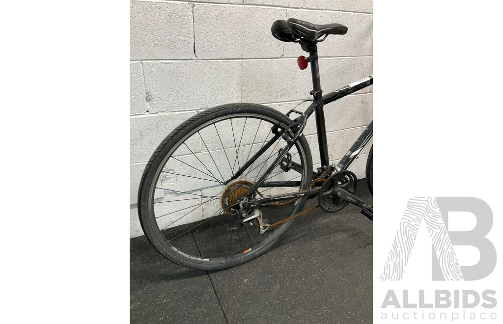 TREK Hybrid Bike