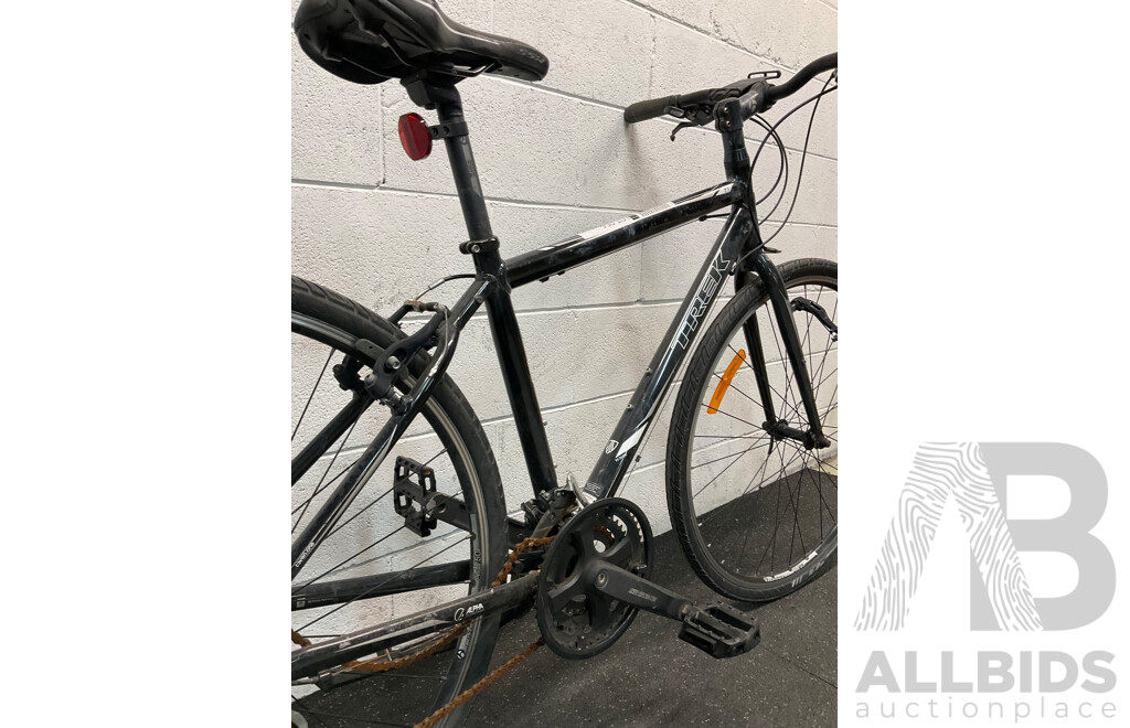 TREK Hybrid Bike