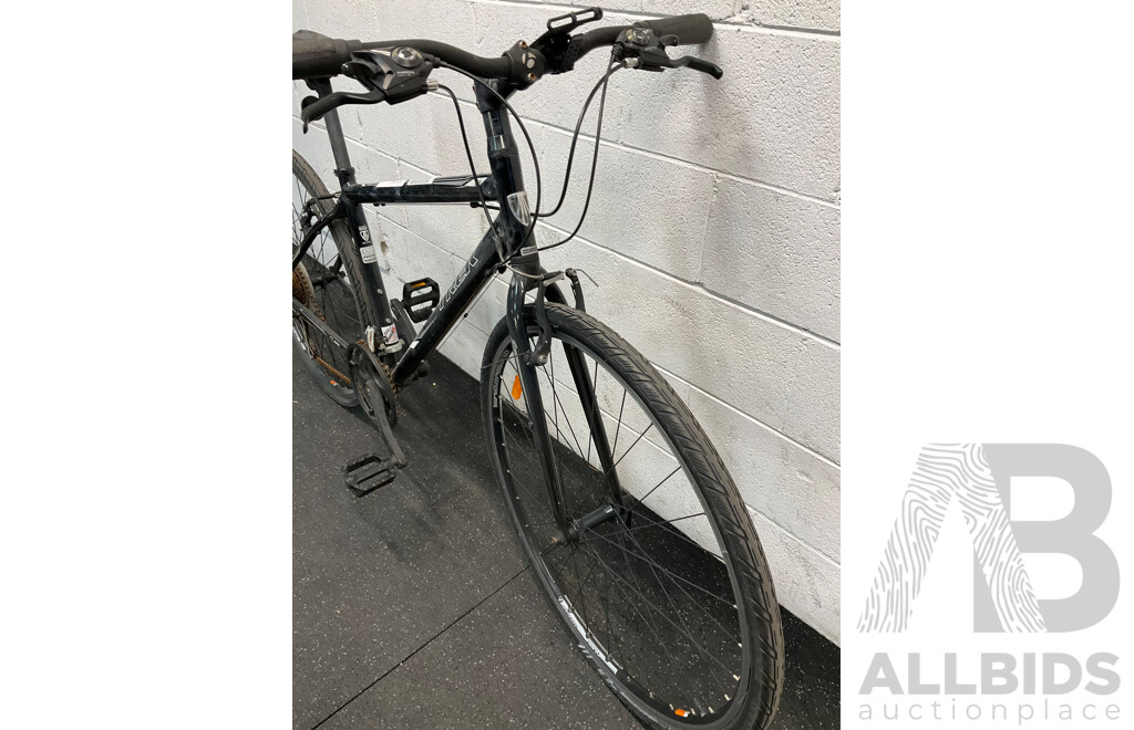 TREK Hybrid Bike