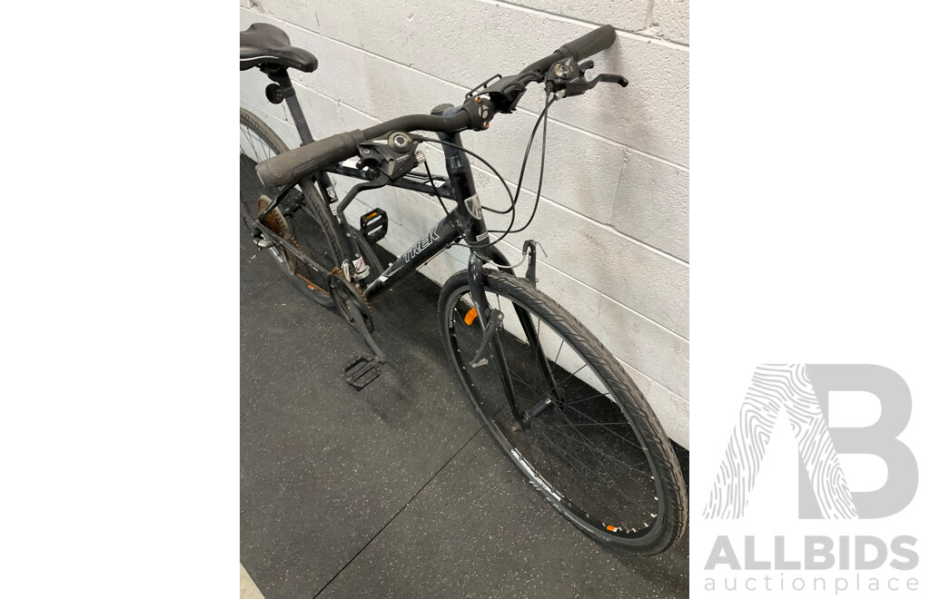 TREK Hybrid Bike