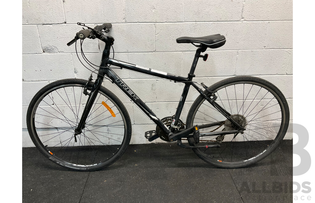 TREK Hybrid Bike