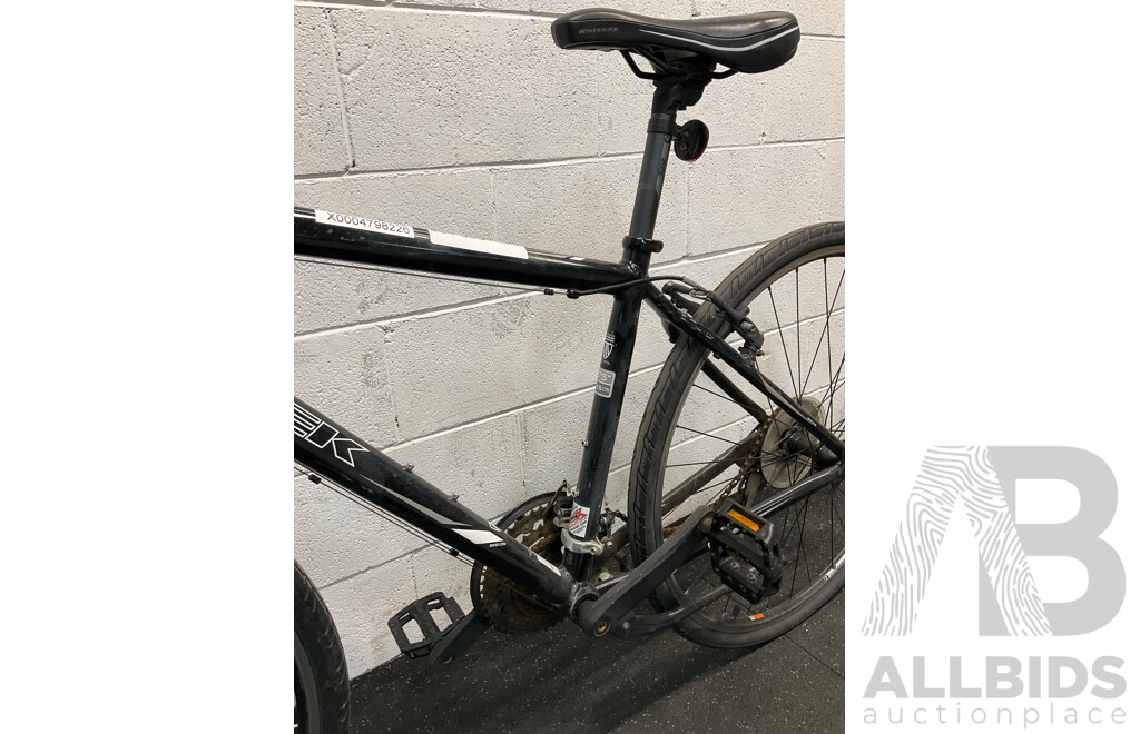 TREK Hybrid Bike
