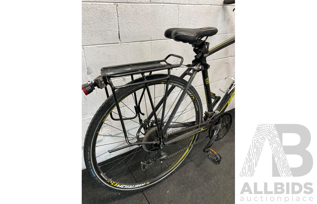MERIDA Crosway 100 Hybrid Bike