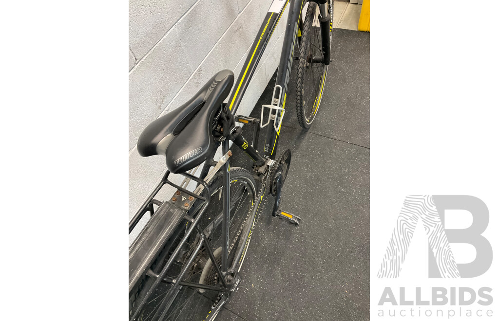 MERIDA Crosway 100 Hybrid Bike