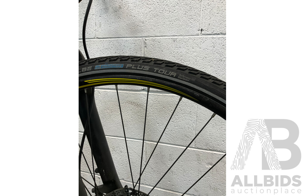 MERIDA Crosway 100 Hybrid Bike