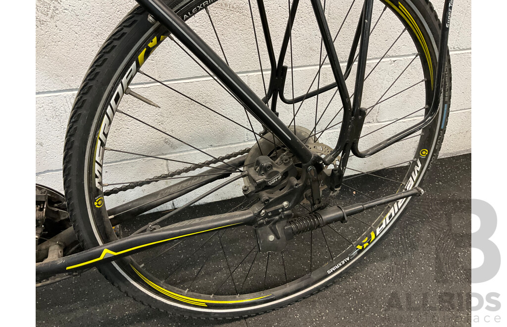 MERIDA Crosway 100 Hybrid Bike