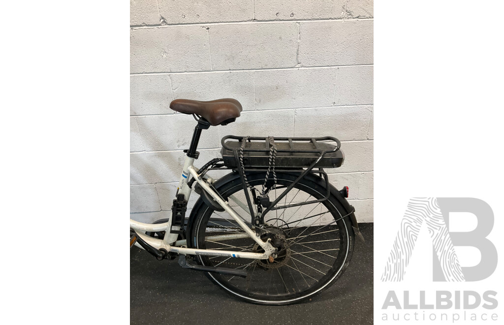 NCM Munich Electric Bike