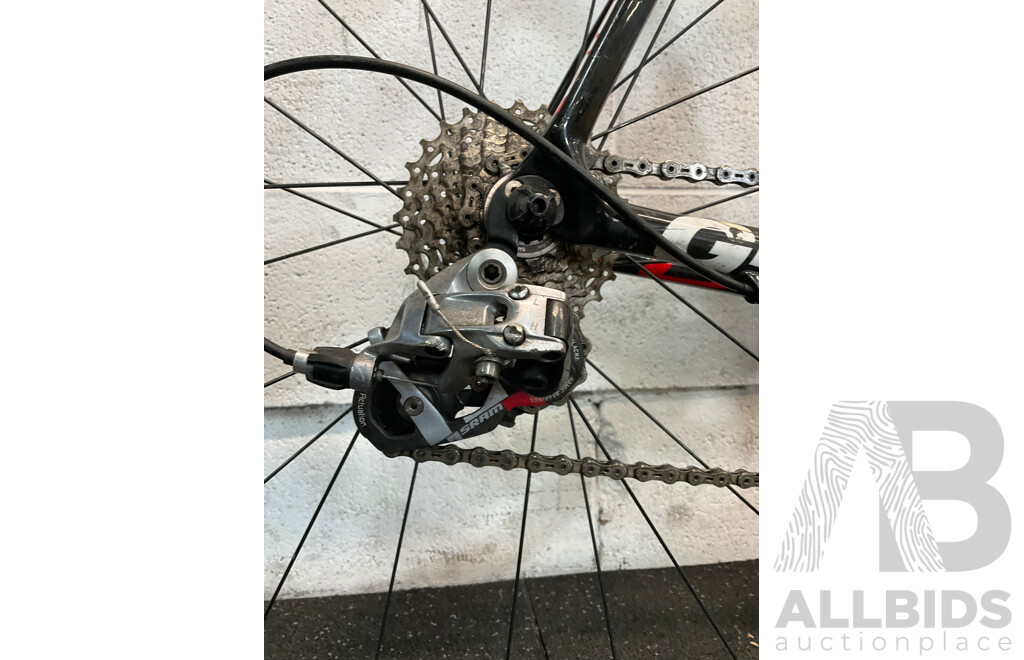 GIANT TCR Carbon Race Road Bike