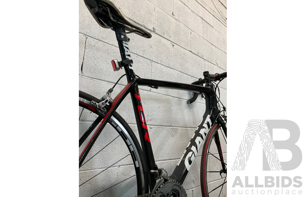 GIANT TCR Carbon Race Road Bike