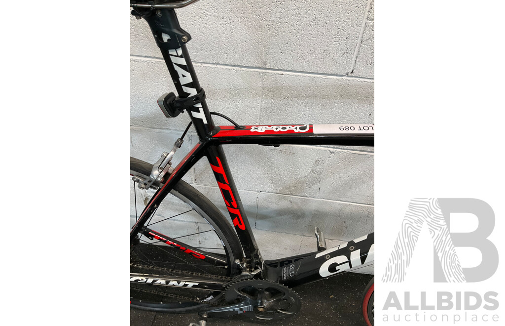 GIANT TCR Carbon Race Road Bike