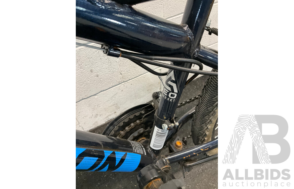 X-FUSION MT60 Kids Mountain Bike