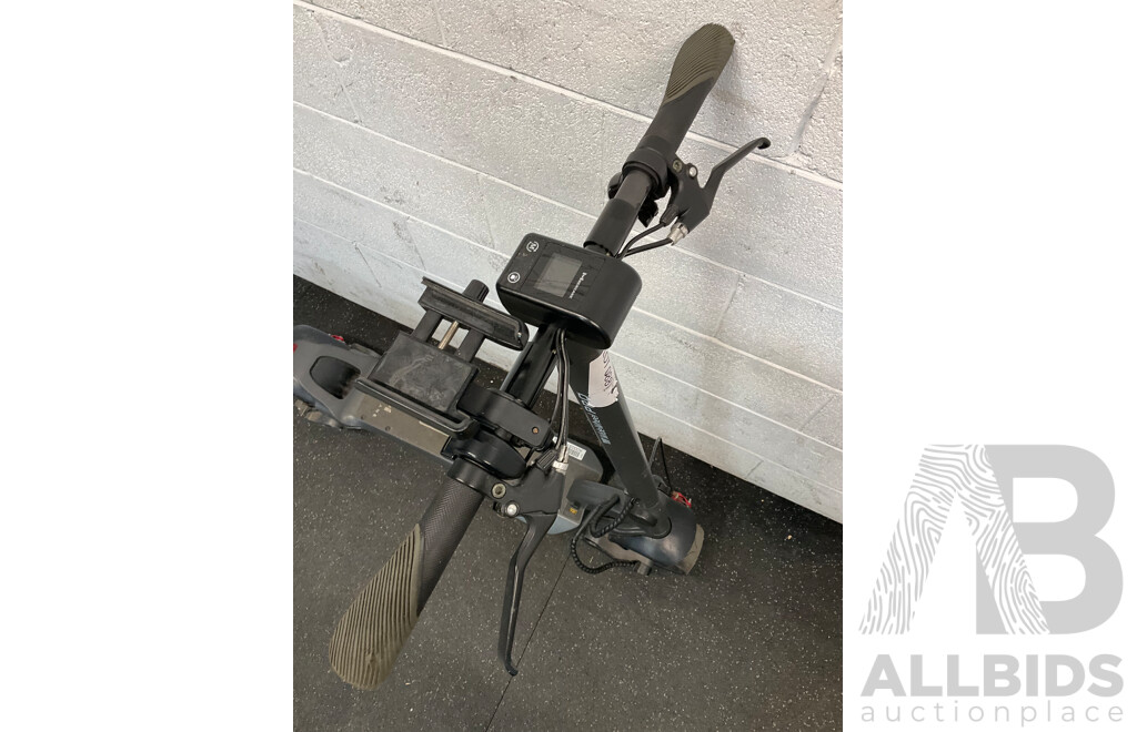WIDEWHEEL Pro Electric Scooter