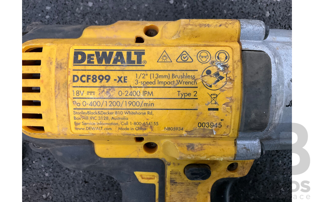 DeWALT Brushless 18V Impact Wrench (DCF899-XE), Cordless Impact Driver (DCF887-XE) and 9AH 18V Battery - Lot of 3