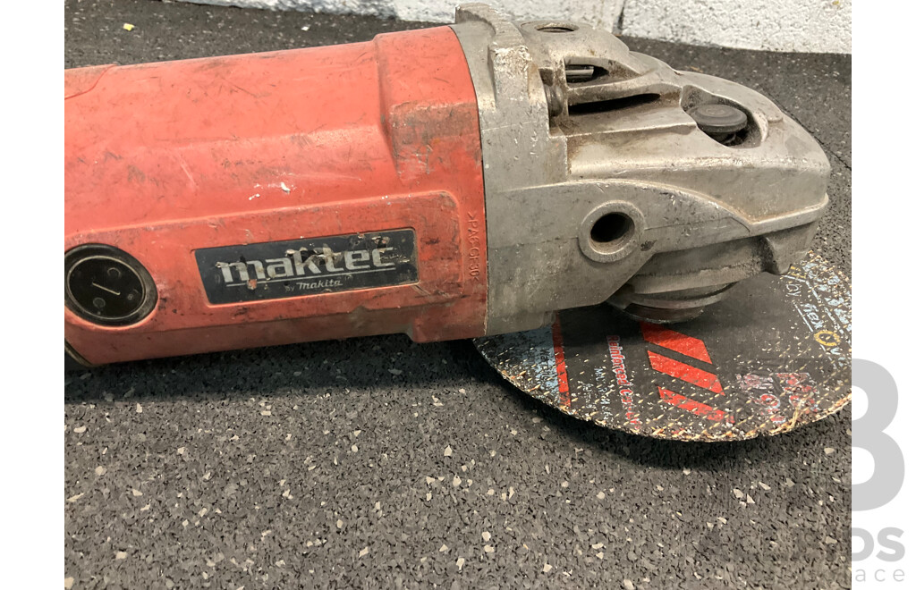 MAKITA MAKTEC 230mm Grinder Cutter (MT9001)