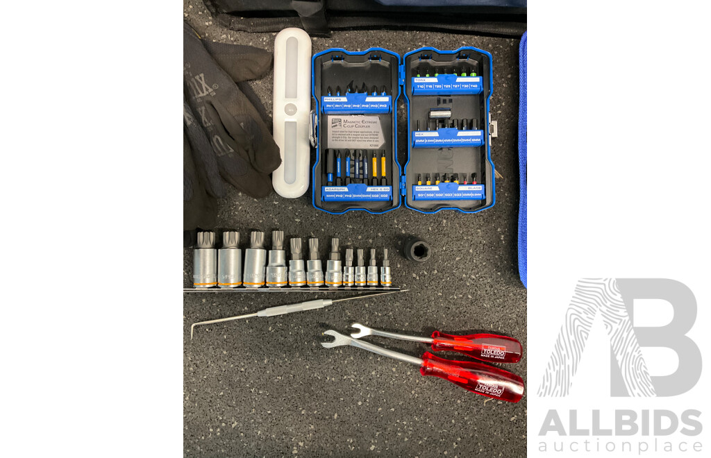 IRWIN Centre Tote Tool Bag and Tools, Including KINCROME Set and Spline Bit Rail Set, MECHPRO Pliers Set and More