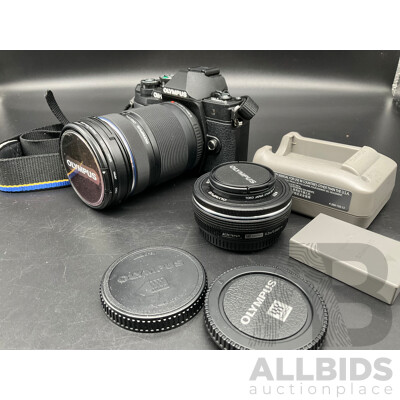 OLYMPUS OM-D E-M10 Mark III Camera and Accessories