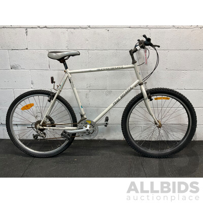 SHOGUN Trail Breaker Mountain Bike
