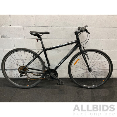 TREK Hybrid Bike