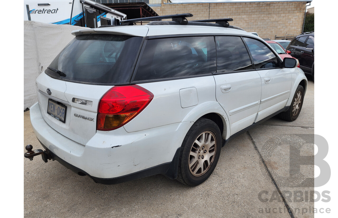 7/2006 Subaru Outback 2.5i MY06 4d Wagon White 2.5L